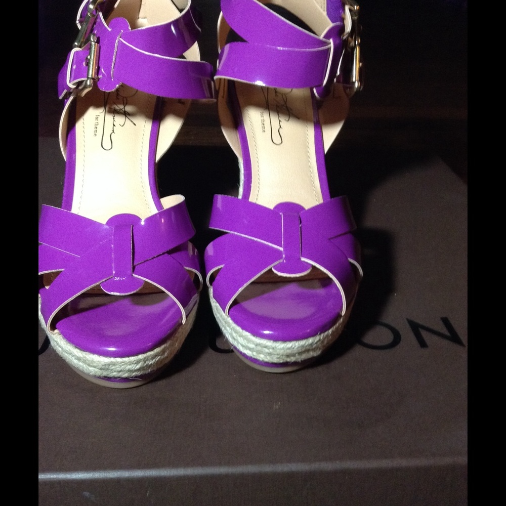 Purple Peep toe sandal Wedge 7.5
